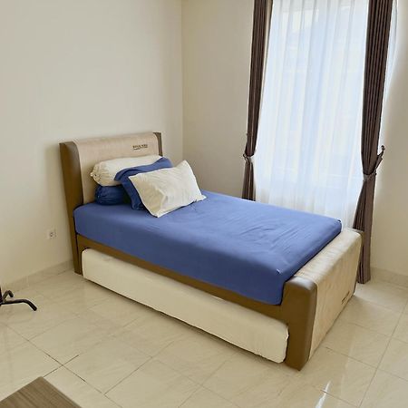 Blessimore Springhill 4Br パレンバン エクステリア 写真