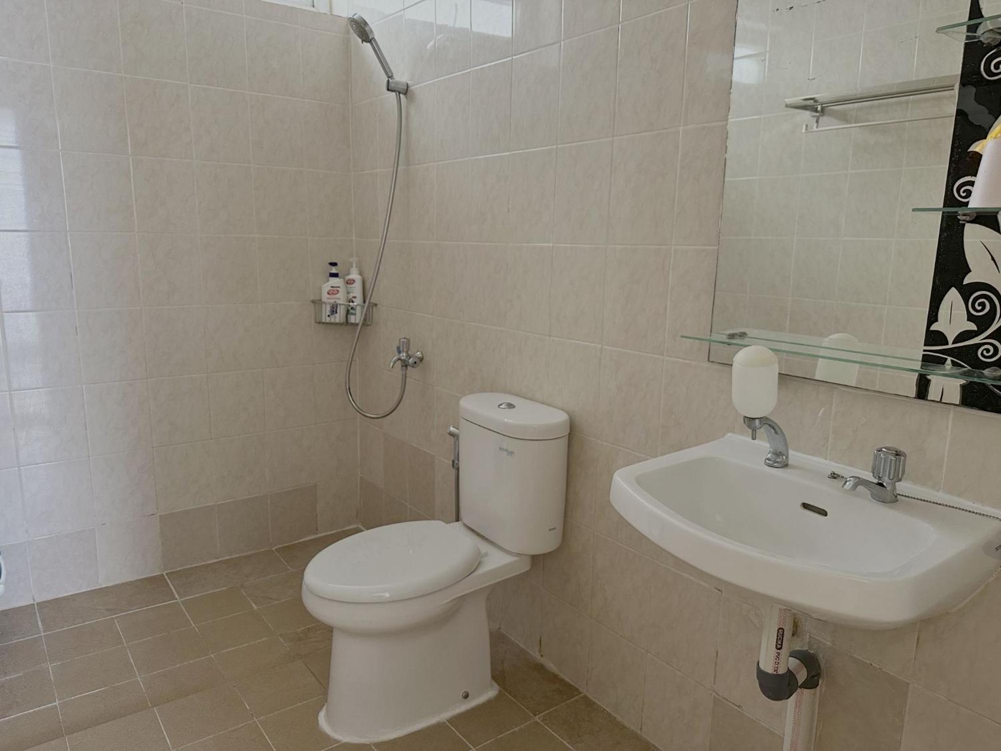 Blessimore Springhill 4Br パレンバン エクステリア 写真