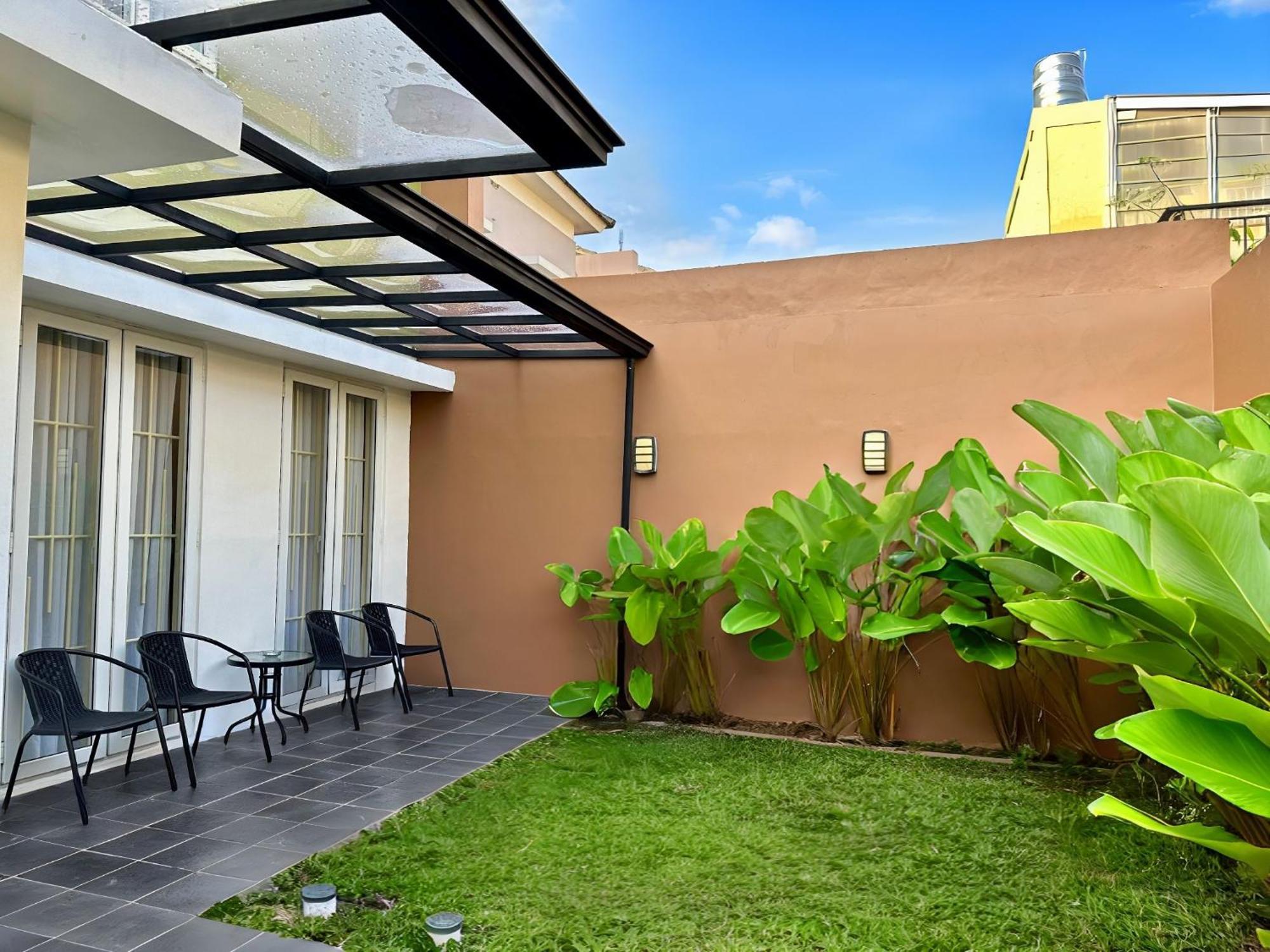 Blessimore Springhill 4Br パレンバン エクステリア 写真
